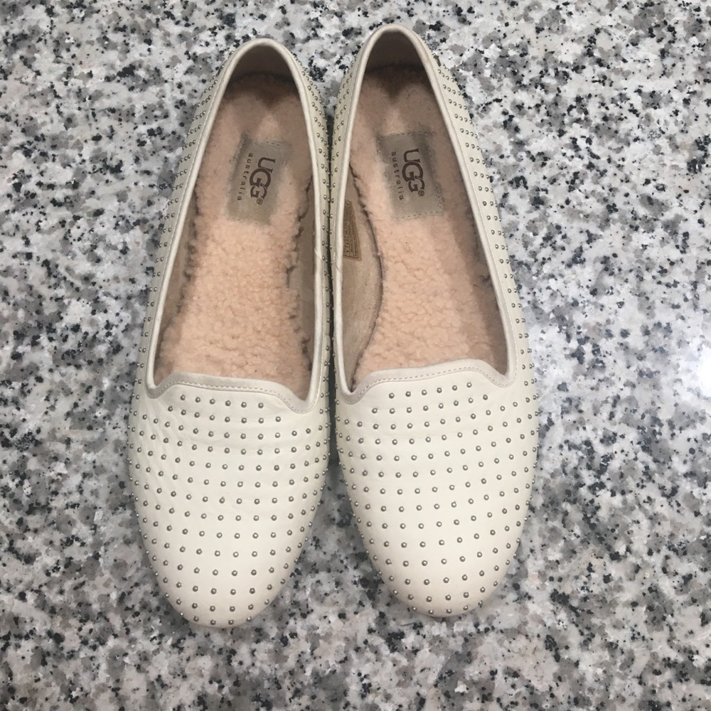 Ugg Alloway women sz 8 white loafers